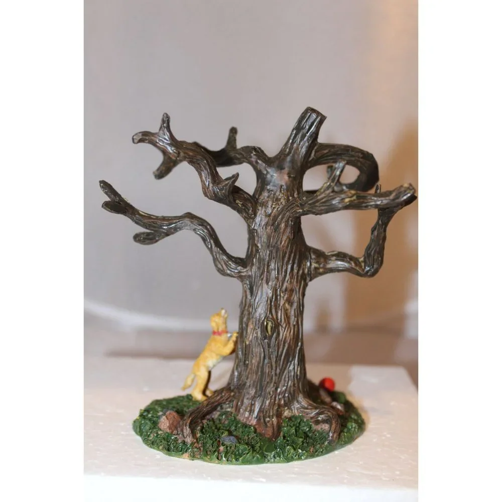 Lemax Spooky Town - Trick-Or-Treater Eating Tree